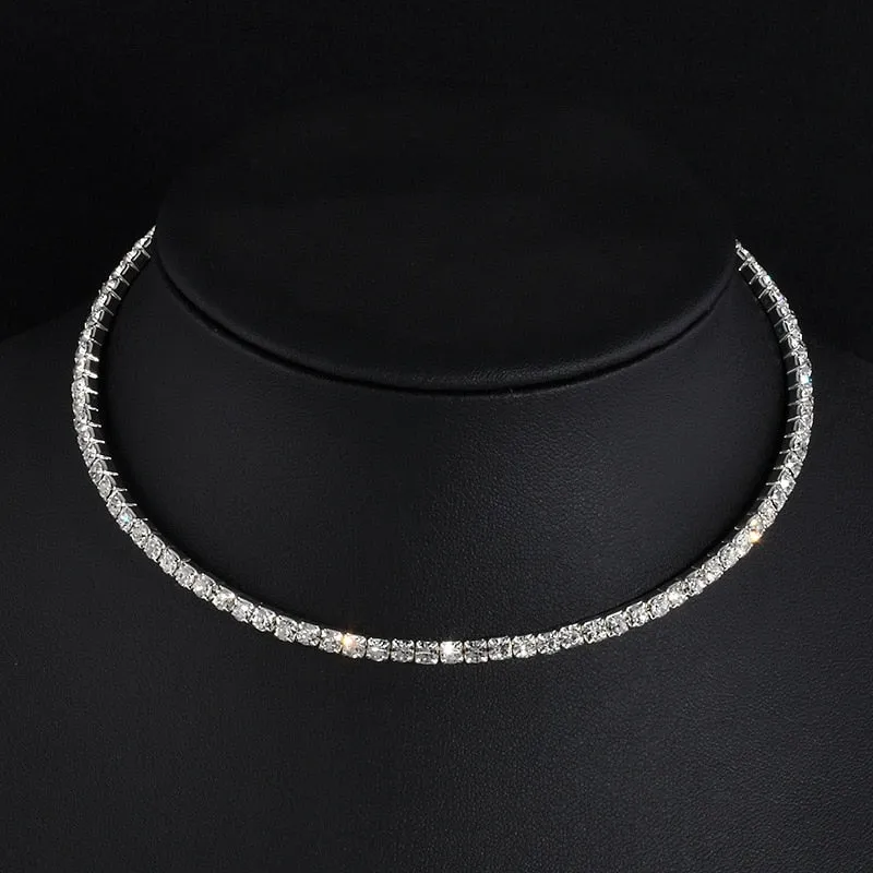 Gusaino Rhinestone Choker