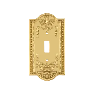 Meadows Switch Plate with Single Toggle in Polished Brass