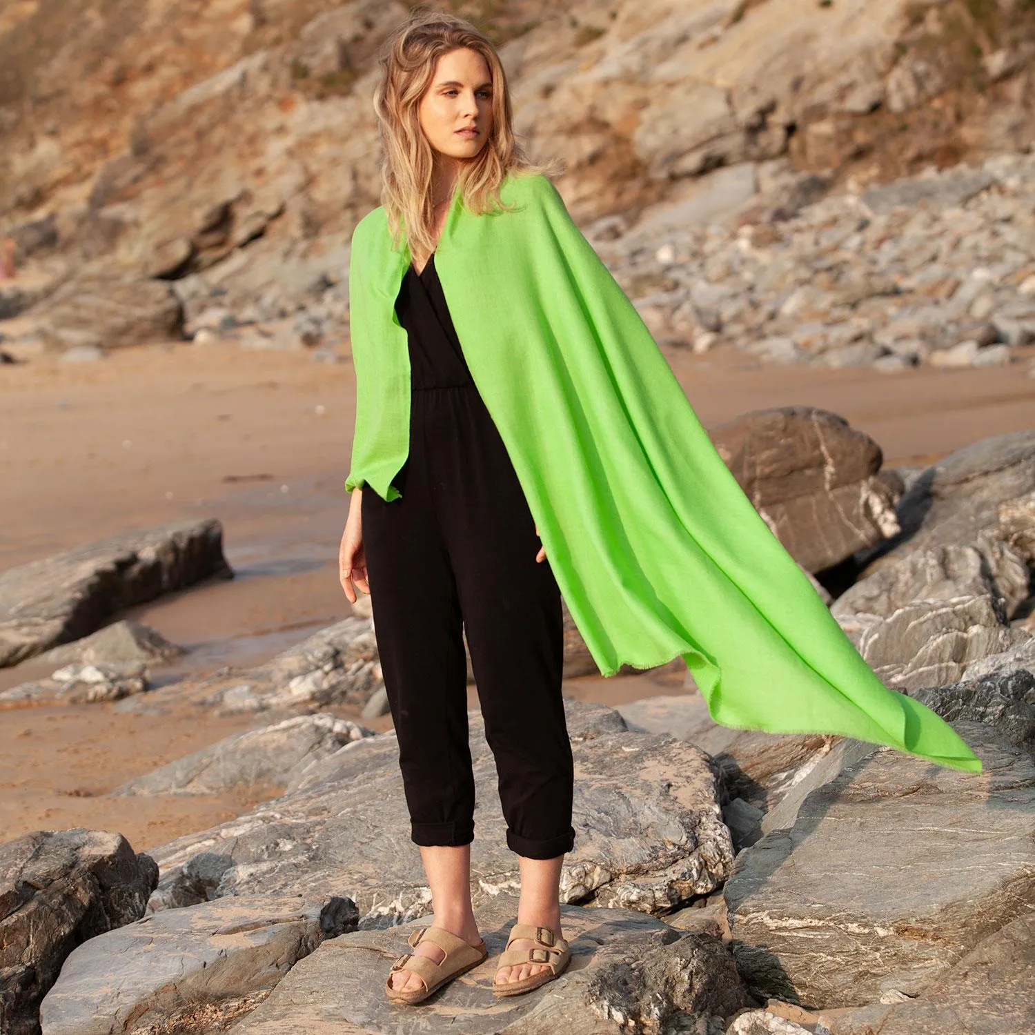 Merino Wool Shawl Lime