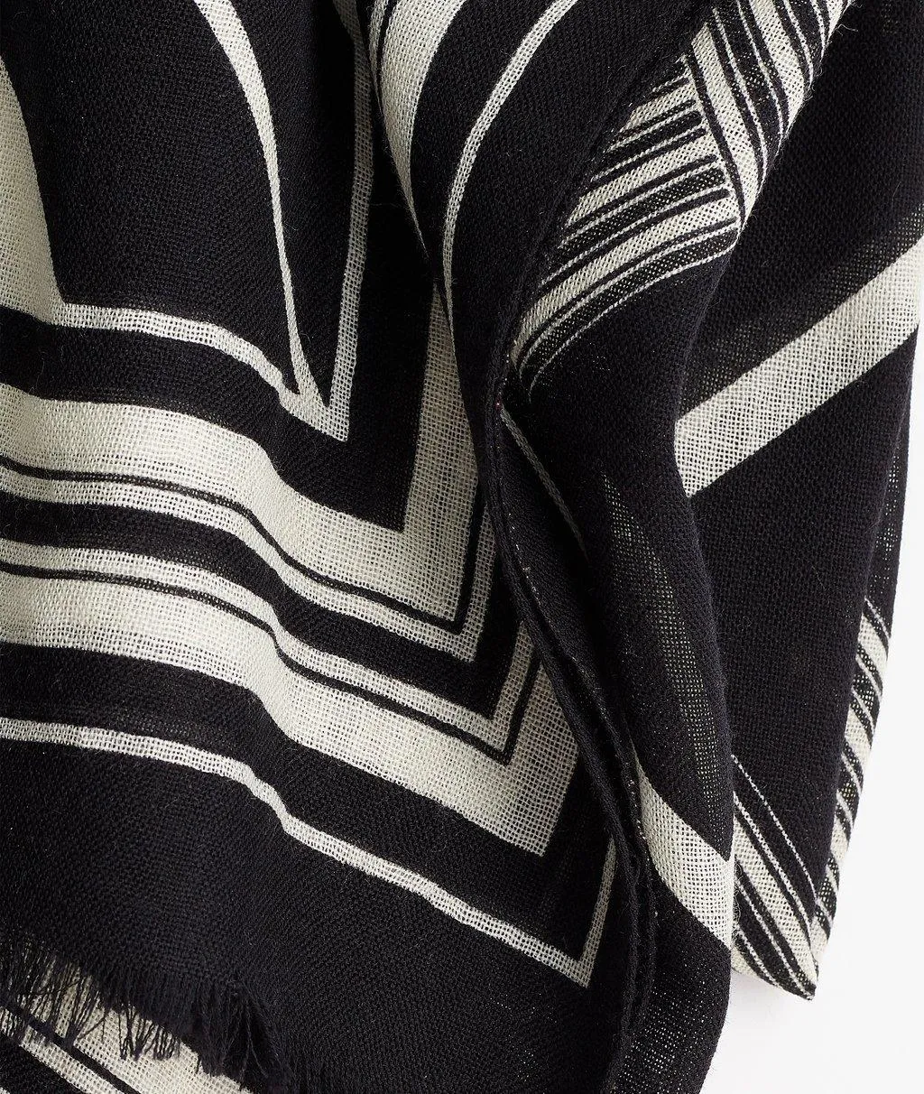 Rag & Bone - Colorblock Scarf in Black/White