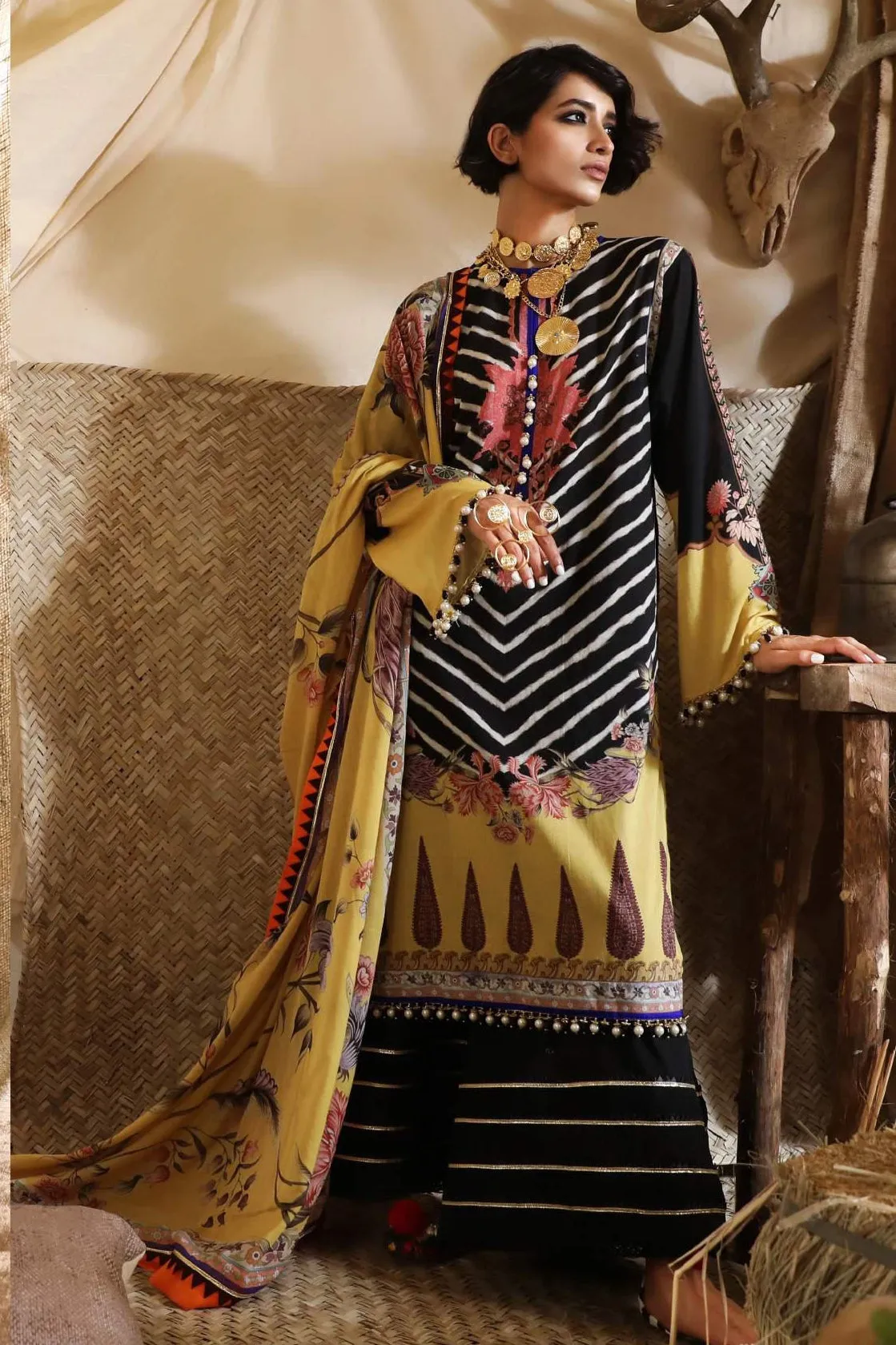 Sana Safinaz Mahay Lawn Collection 2019 – 3A