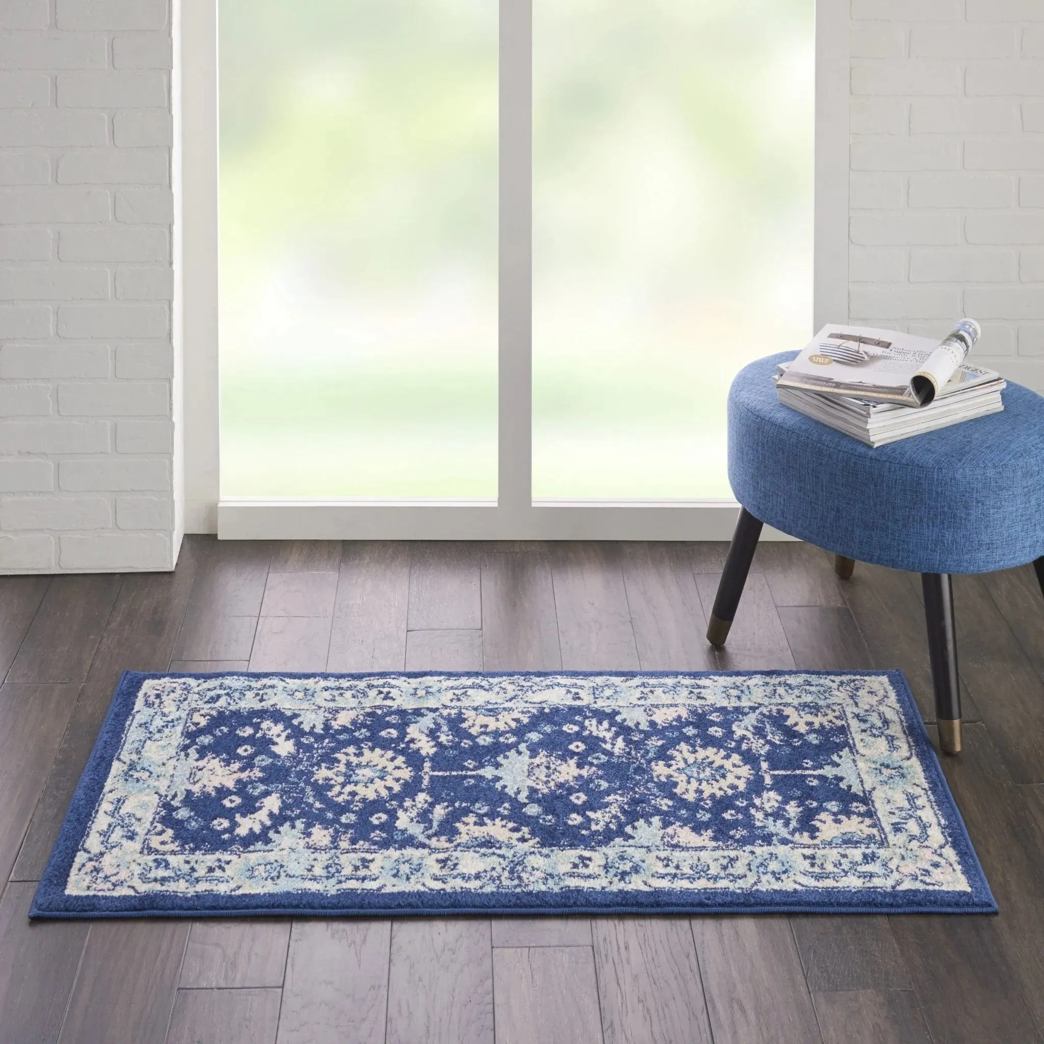 Tranquil TRA10 Navy/Ivory Rug