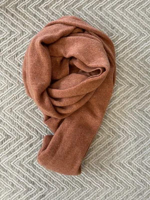 White   Warren - Tan Tweed Travel Wrap