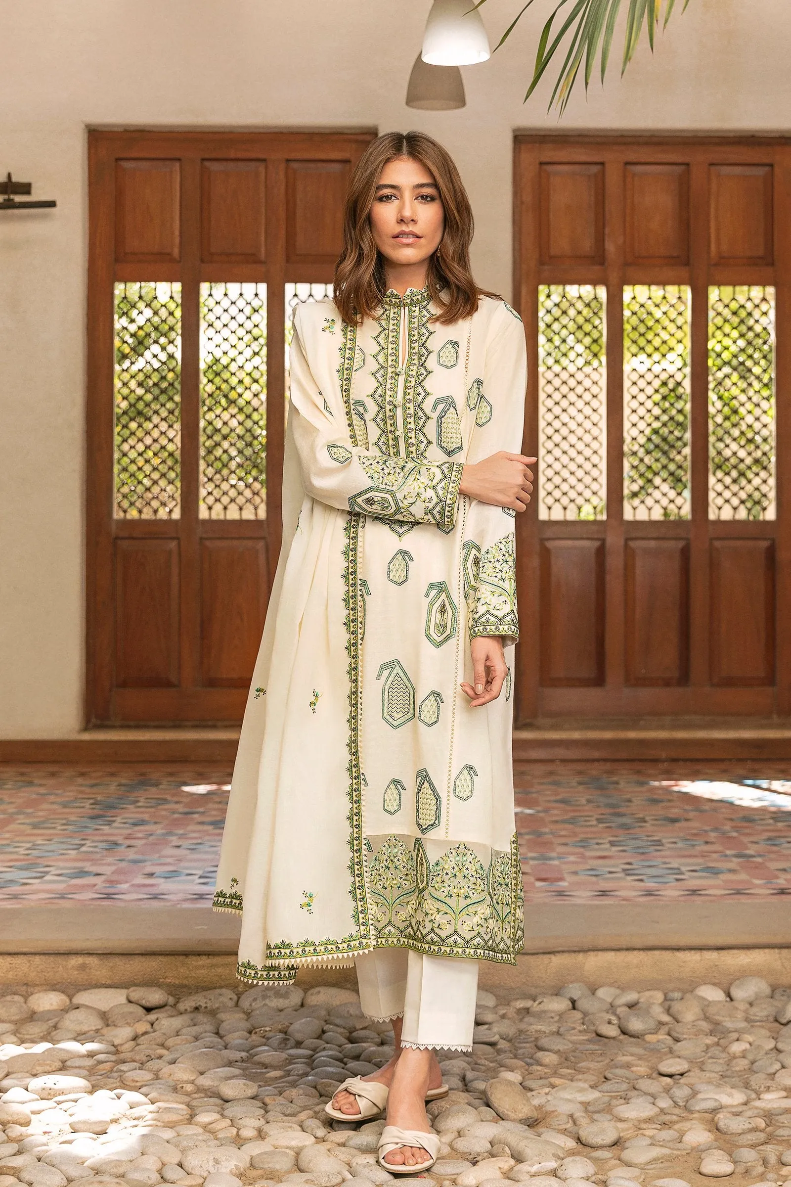 Zaha by Khadijah Shah Lawn Collection – ROWSHAN  (ZL21-15 B)